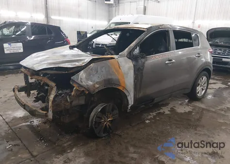 2019 Kia Sportage Lx z USA, uszkodzony, nr VIN KNDPMCAC2K7513547